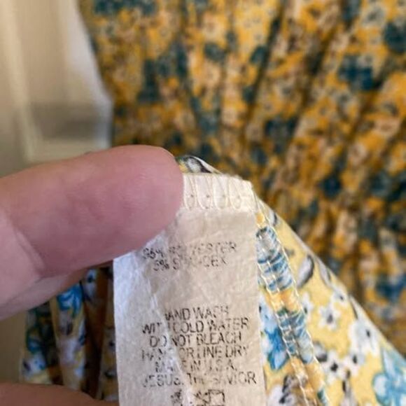 Reb in J Yellow Floral Dress - Medium - Picture 4 of 4